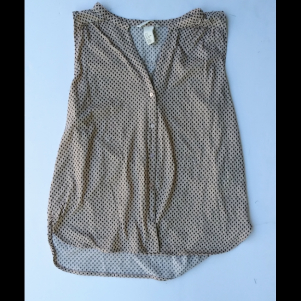 HM sleeveless blouse